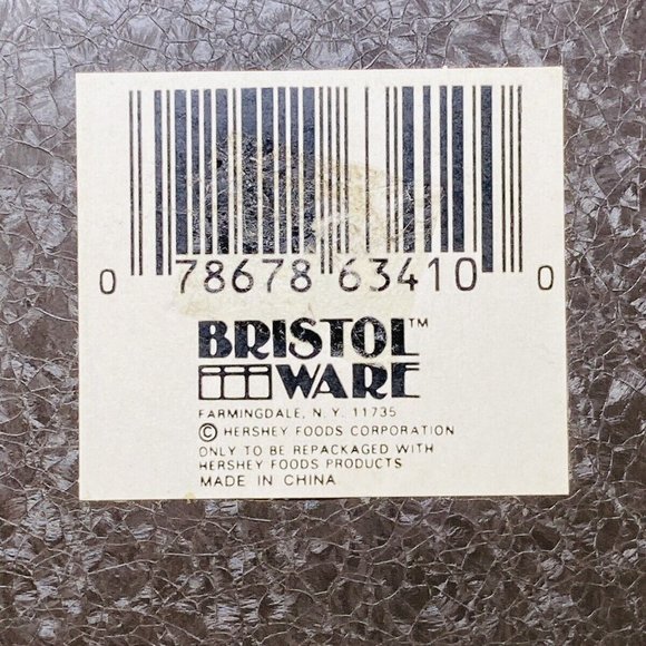 Vintage Bristolware - Hershey’s Cocoa Chocolate - Round Tin 5” X 2” - Picture 6 of 9